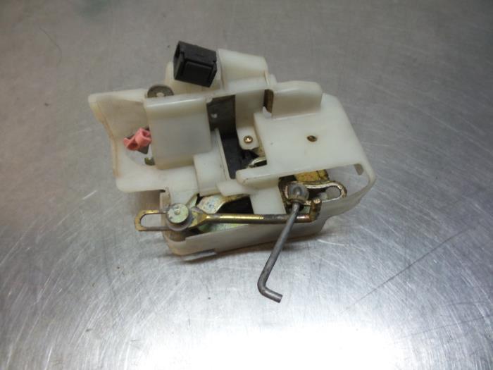 Deurslot Mechaniek 2Deurs rechts van een Toyota Paseo (Paseo, Gebruikt, -, -, Ophalen of Verzenden