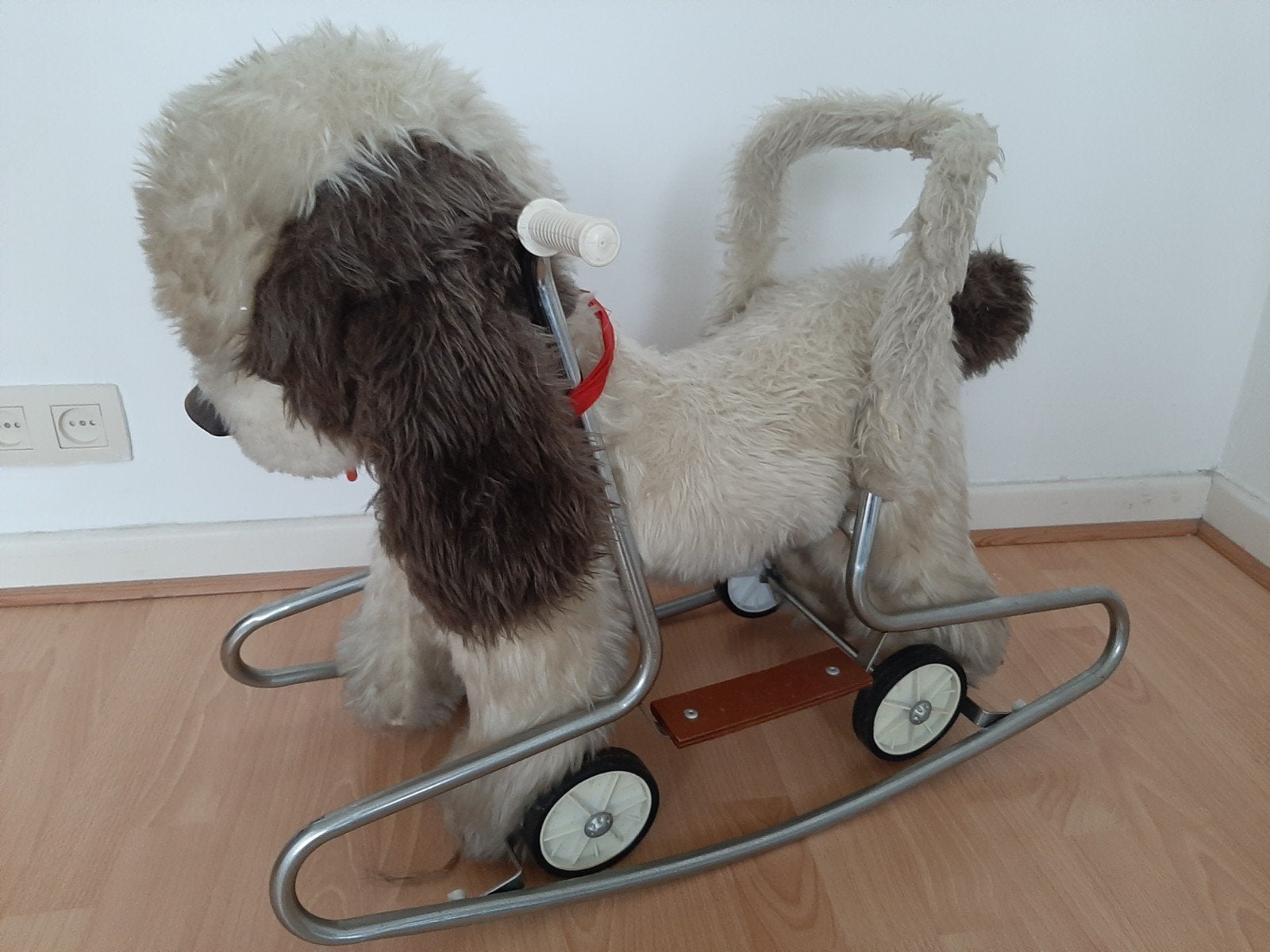 Cheval à bascule, Enlèvement