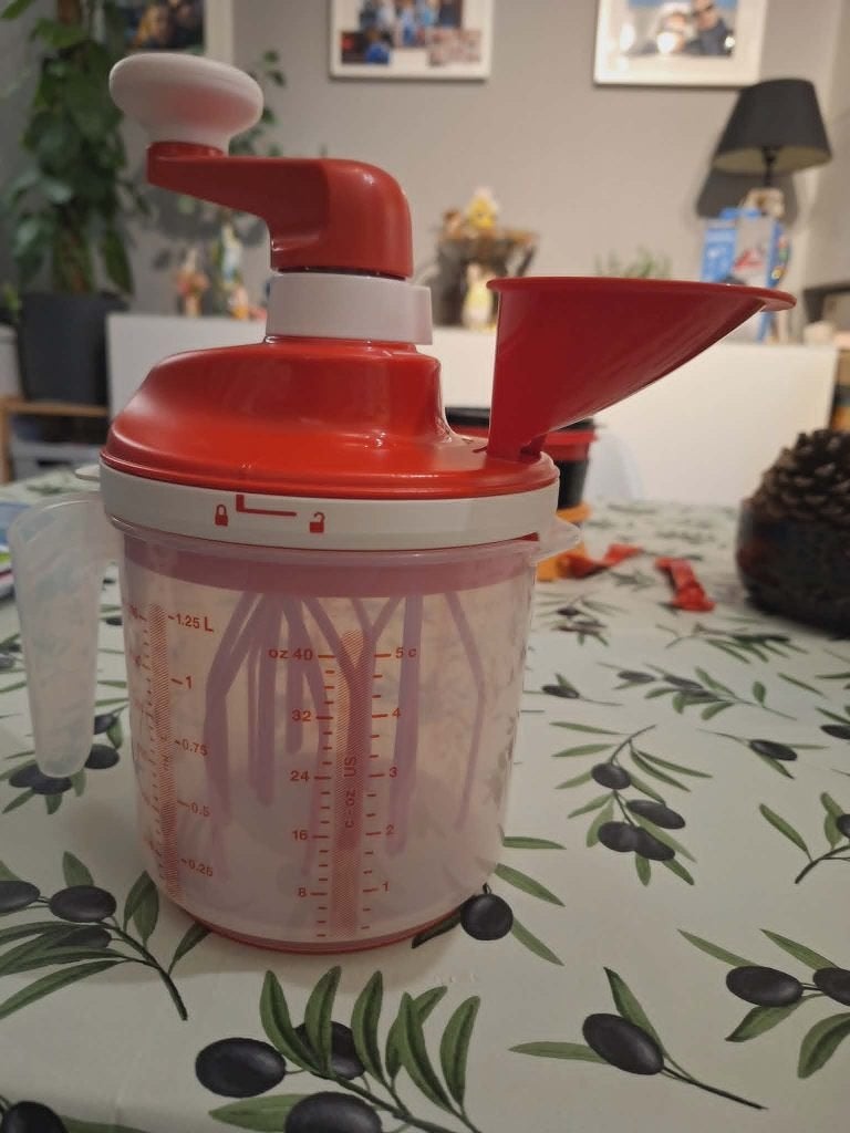 tupperware slagroommaker, Ophalen of Verzenden, Nieuw, Rood, Vaatwasserbestendig