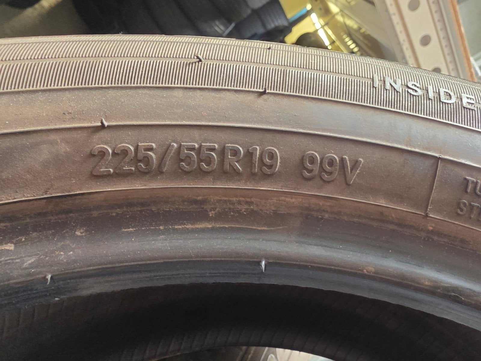 225/55 r19 99v toyo 22555r19, Enlèvement ou Envoi