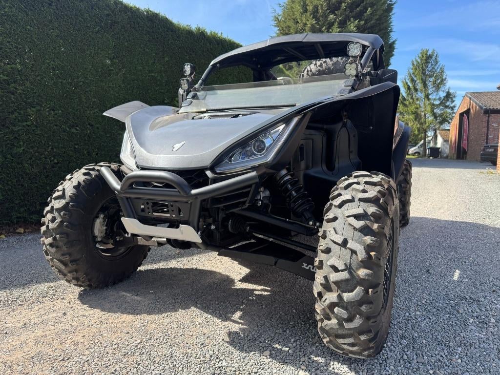 Segway SX10P, Motoren, 2 cilinders, 1000 cc