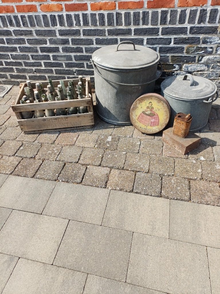 OUDE BOERDERIJMATERIALEN EN LANDELIJKE SPULLEN GEZOCHT, Ophalen