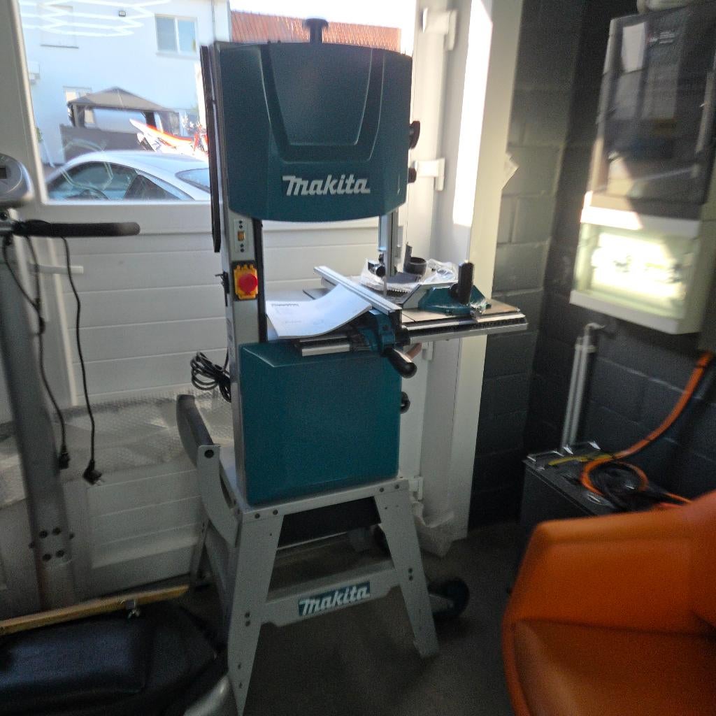 Makita  lintzaag lb1200f, Enlèvement, Comme neuf, Scie à ruban, Makita/bosch