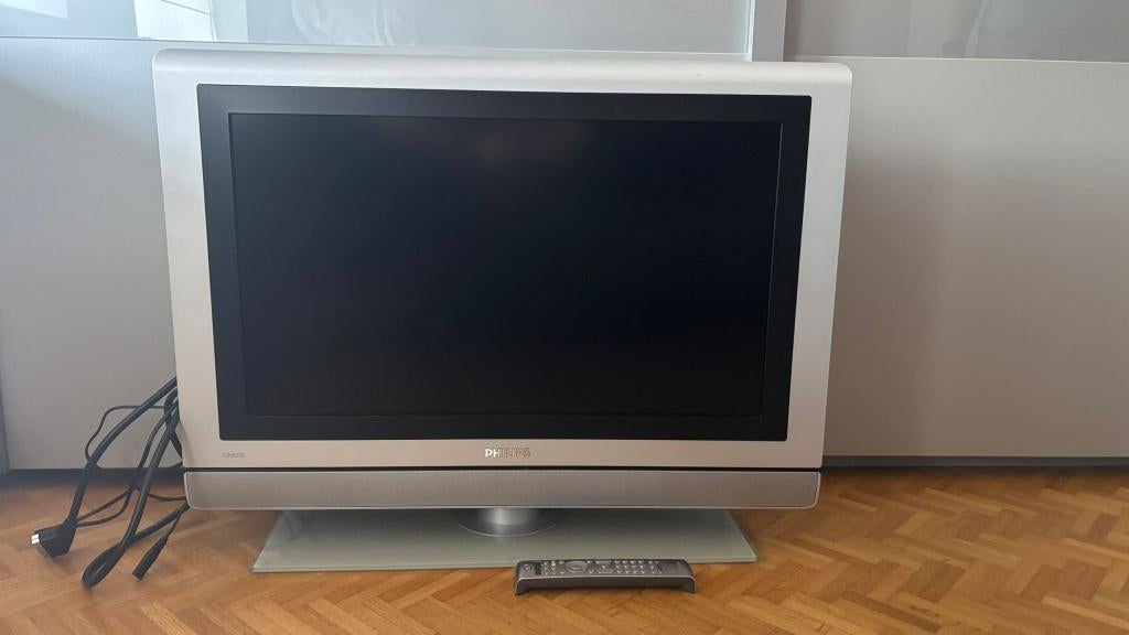 ​Philips Cineos 32" LCD TV (32PF9966) met ambilight, Audio, Tv en Foto, Televisies, Ophalen, Philips, LCD, 80 tot 100 cm