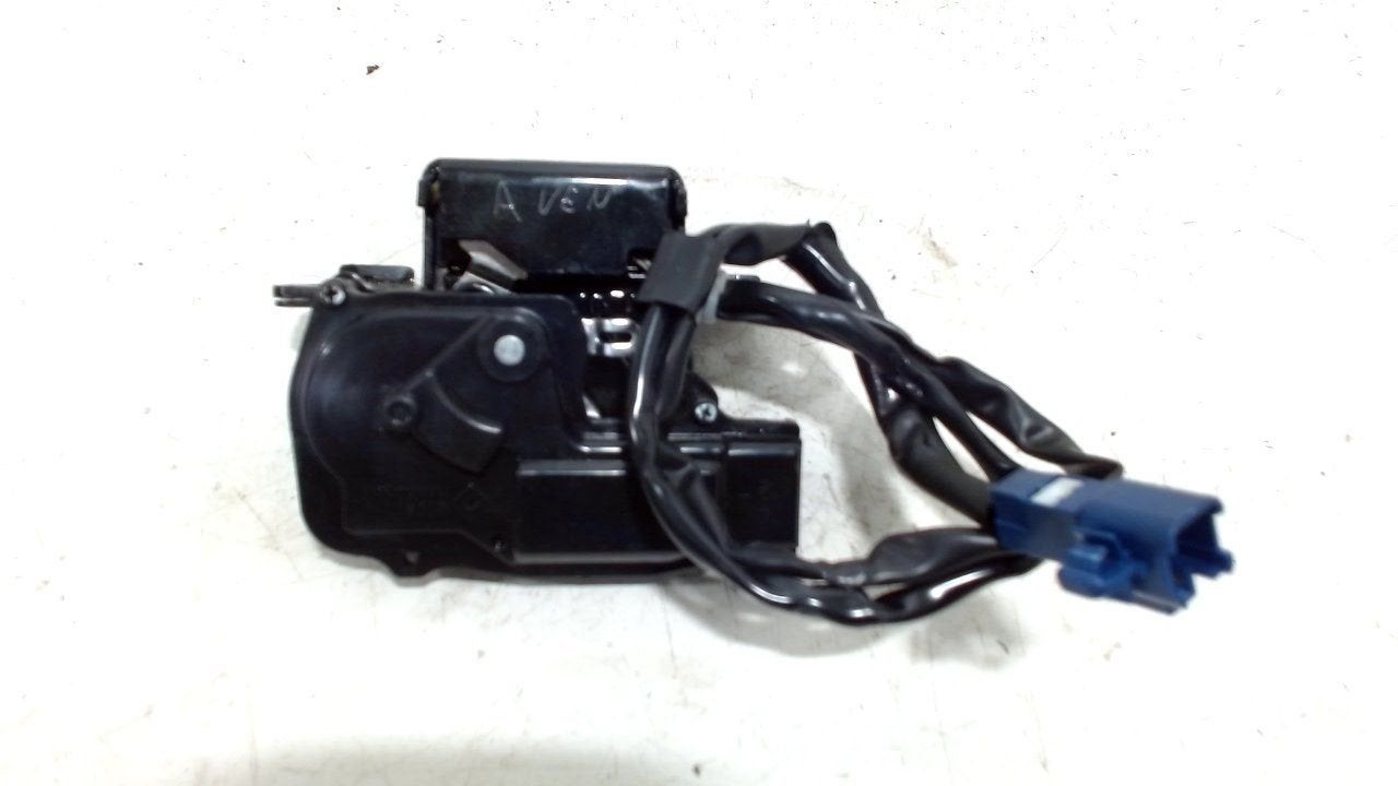 Slot mechaniek kofferdeksel achterklep elektrisch Lexus CT, Onderdelen@venauto.nl, Van der Ven Autorecycling B.V., Gebruikt, Ettenseweg 76, 4706 PB Roosendaal, The Netherlands