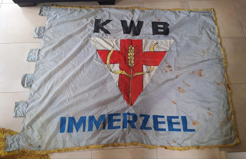 Antieke oude vlag Aalst Immerzeel KWB, Ophalen of Verzenden
