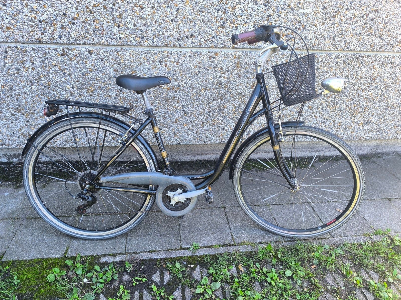 damesfiets 21v met mandje, Fietsen en Brommers, Ophalen, Versnellingen