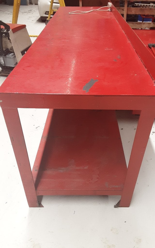 ETABLI D ATELIER, Enlèvement, Utilisé
