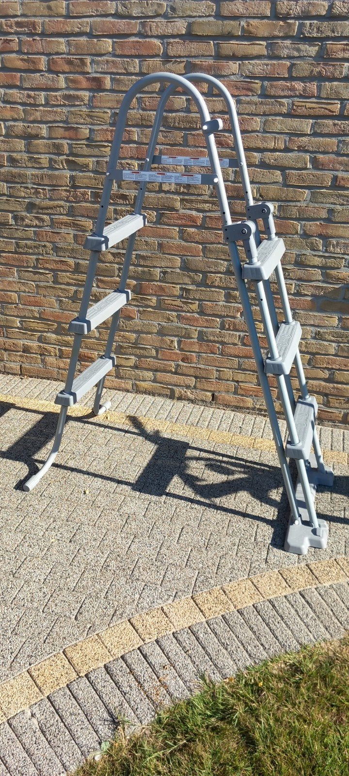Zwembadladder Bestway, Ophalen, Zo goed als nieuw, Ladder