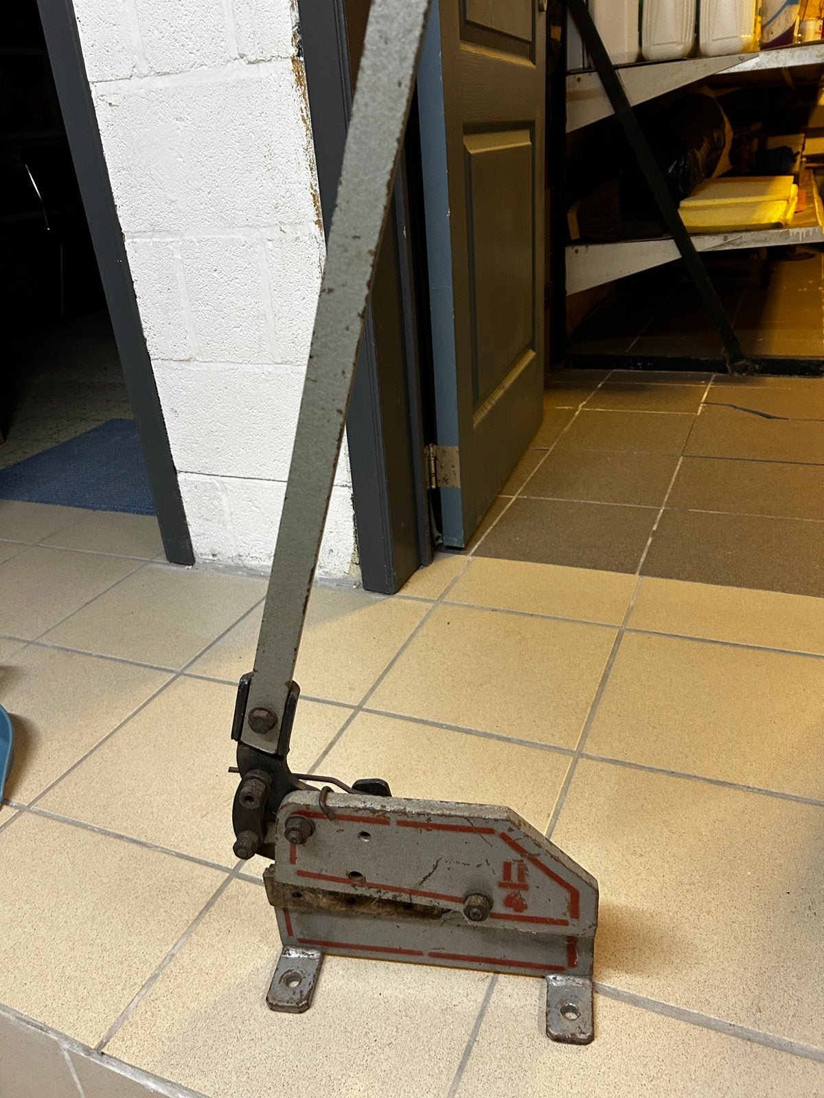 Handmatige plaatschaar, Ophalen