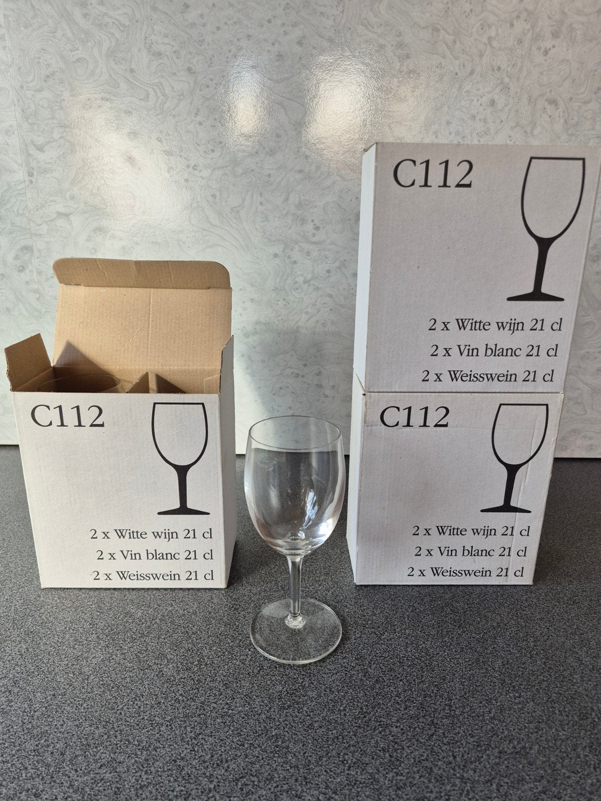 12 nouveaux verres à vin C111 et C112 (rouge et blanc), Enlèvement, Neuf
