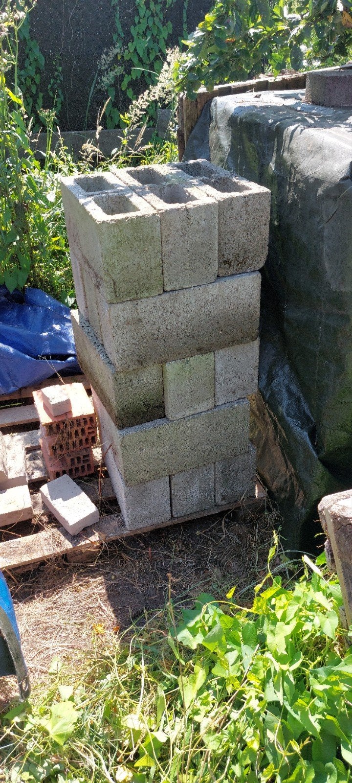 Betonblokken, Ophalen
