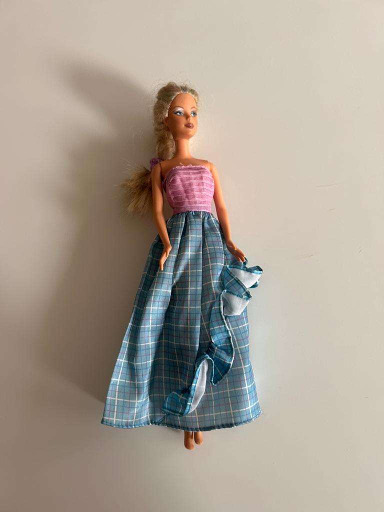 Barbie met vintage kleed, Collections, Poupées, Enlèvement ou Envoi, Utilisé, Poupée