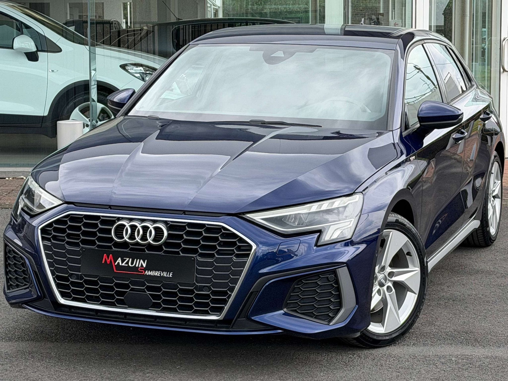Audi A3 Sportback 30 TFSI * S line * CarPlay * Caméra * Gar, LED verlichting, Gebruikt, https://public.car-pass.be/vhr/b7935feb-0369-47ec-b9e0-29b451c8df59