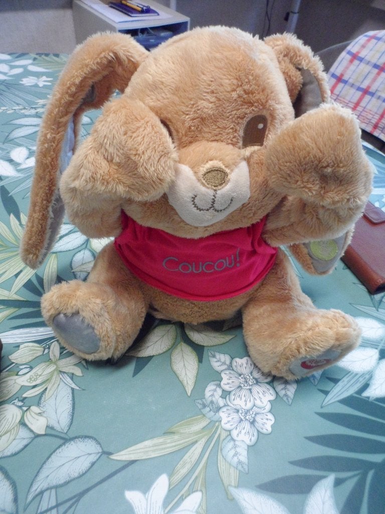 knuffel konijn interactief met geluid en maakt beweging, Enfants & Bébés, Enlèvement ou Envoi, Overige karakters, Lapin, Comme neuf