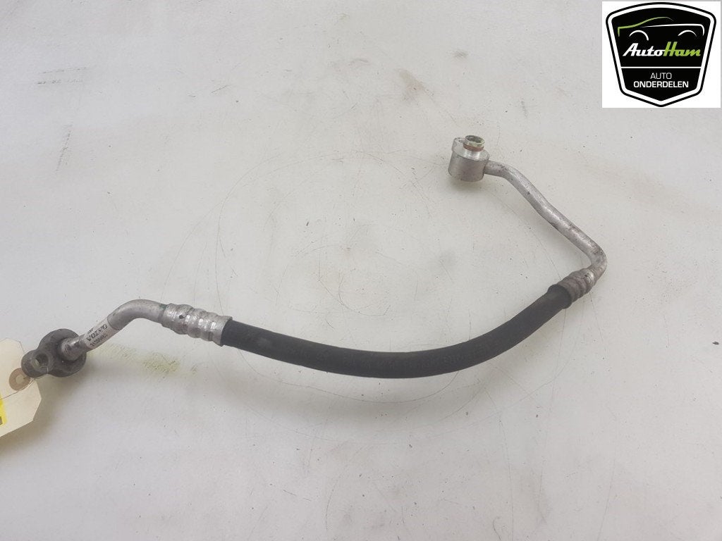 AIRCO LEIDING Volvo V40 (MV) (|31390483|31455323|), Gebruikt, Info@volvocars.com, Volvo, Volvo Car Germany GmbH