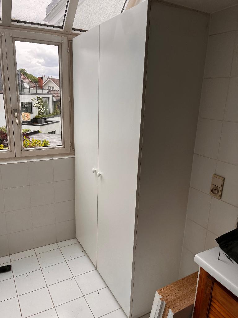 2 kledingkasten om 205x118x50cm te geven, Ophalen