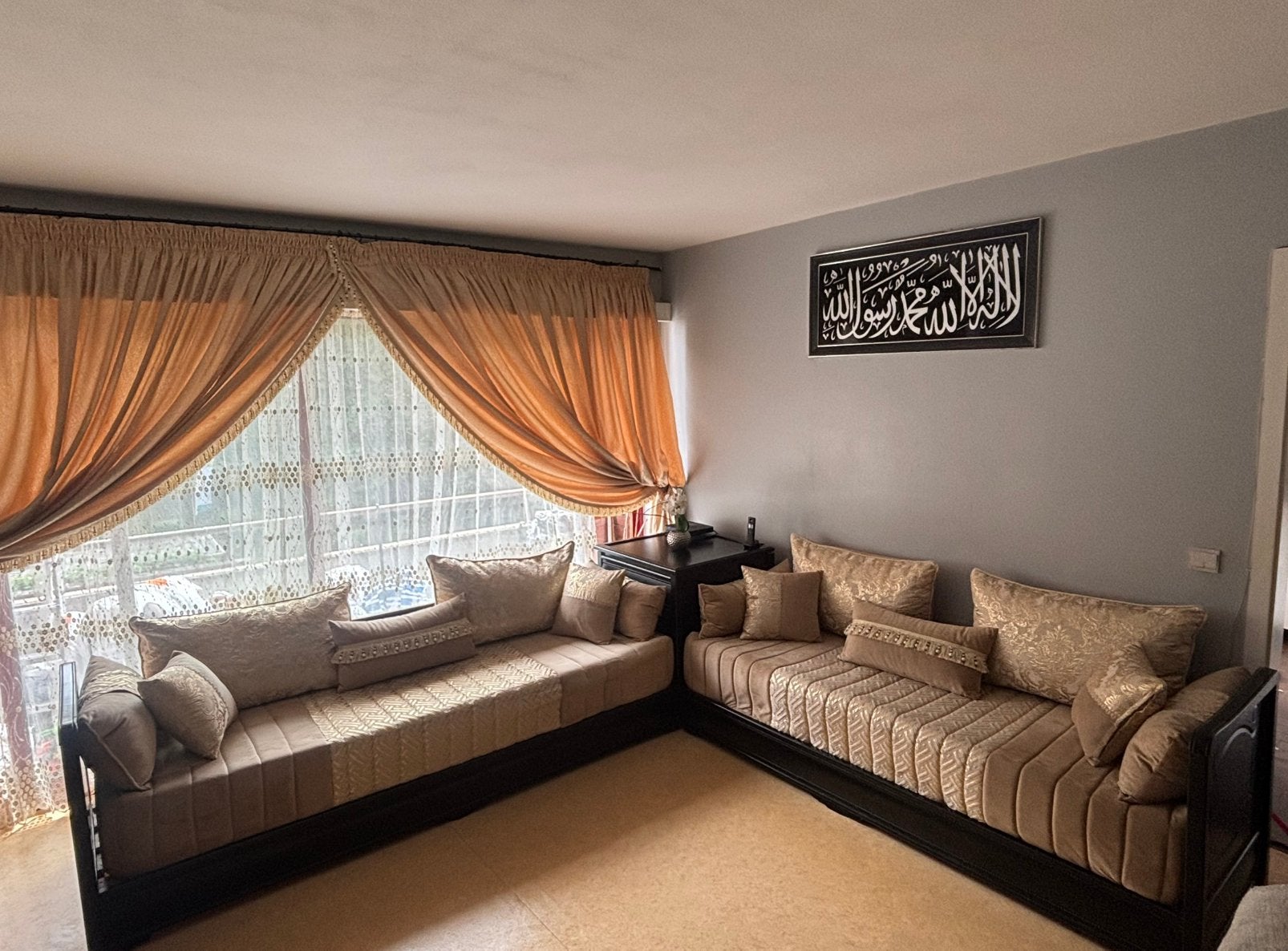 Salon marocain complet avec rideaux – Excellent état, Enlèvement, Comme neuf