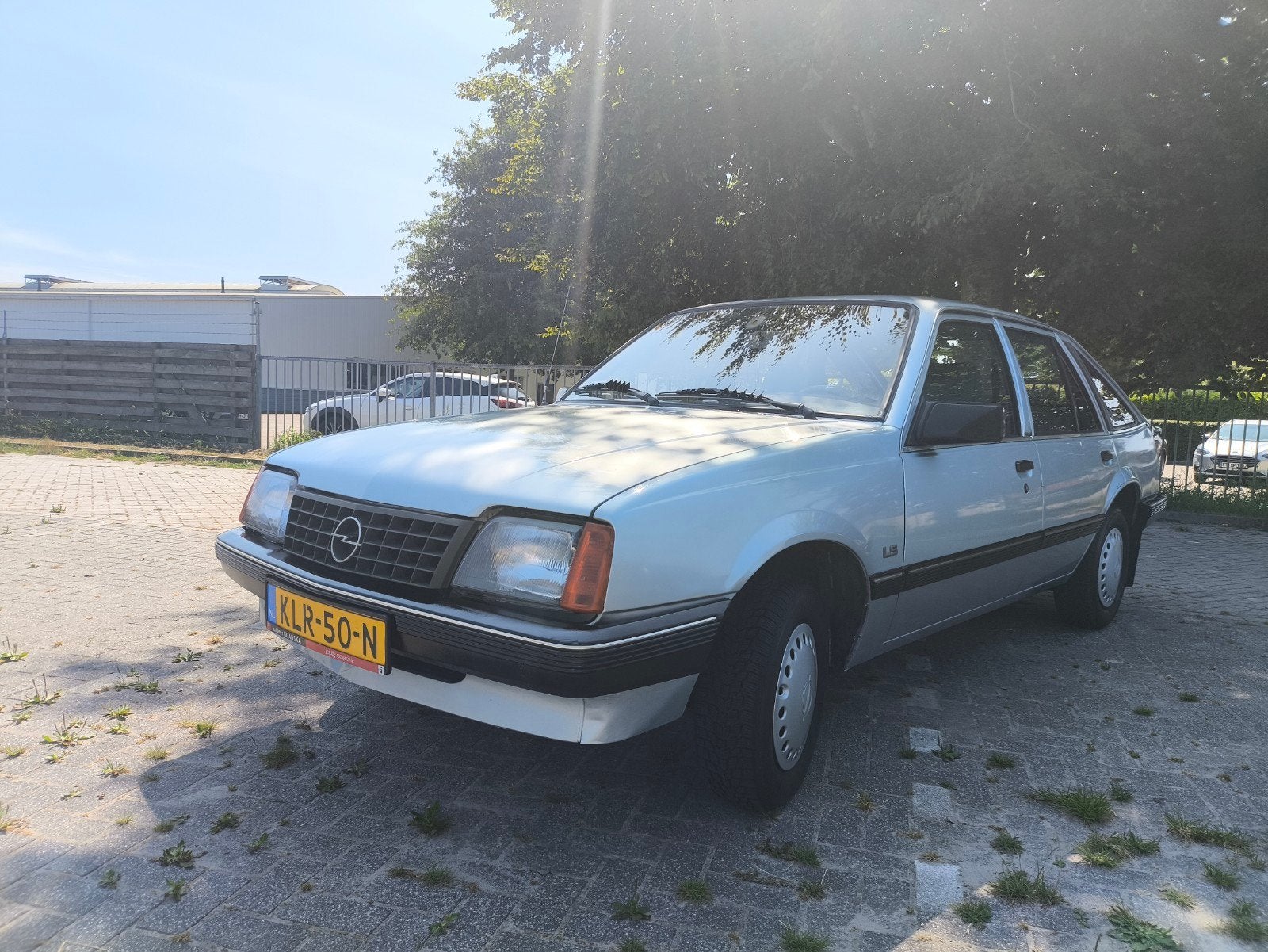 Mooie Opel Ascona 1985 1.6d, 1600 cc, Particulier, Zilver of Grijs, Te koop