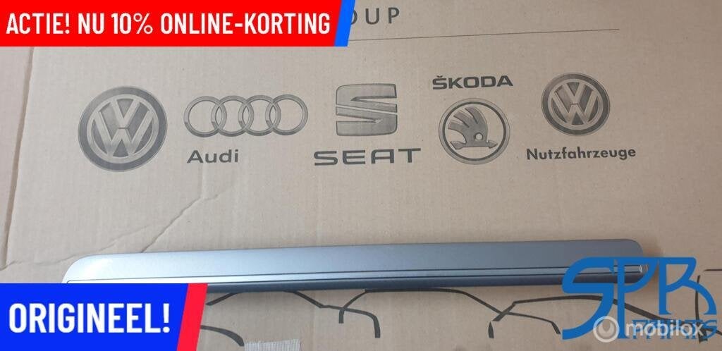 GOLF 7 SIERLIJST TRIM DASHBOARD lichtgrijs + patroon chroom, Auto-onderdelen, Interieur en Bekleding, Gebruikt, Volkswagen, Ophalen of Verzenden