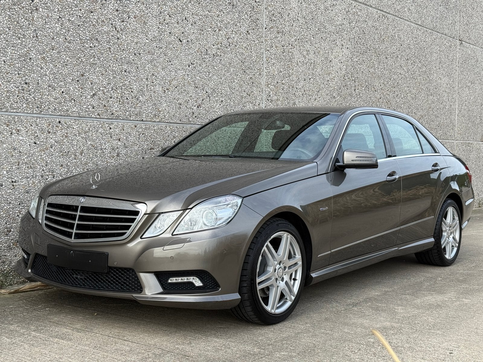Mercedes E250 - 88.000Km - Automaat - Leder - 1ste eigenaar, Autos, Cuir, Achat, https://public.car-pass.be/vhr/7444bf32-3f1a-44e4-b478-651a607ea35e