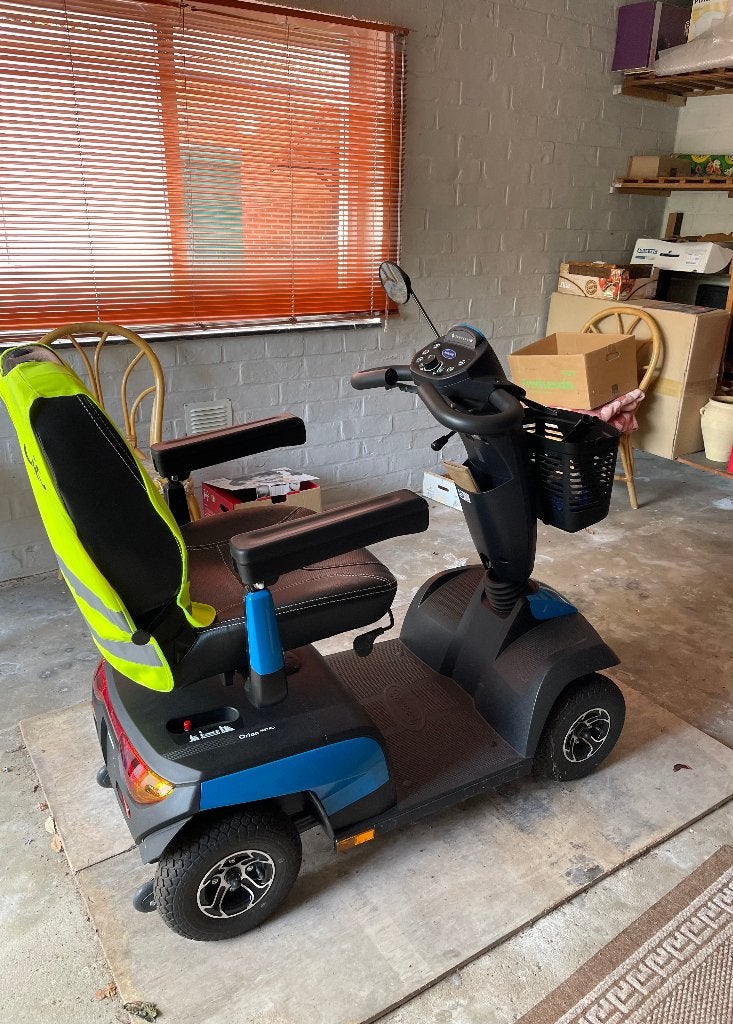 scootmobiel gehandicapten, Ophalen, 46 km of meer, 11 t/m 15 km/u, Invacare