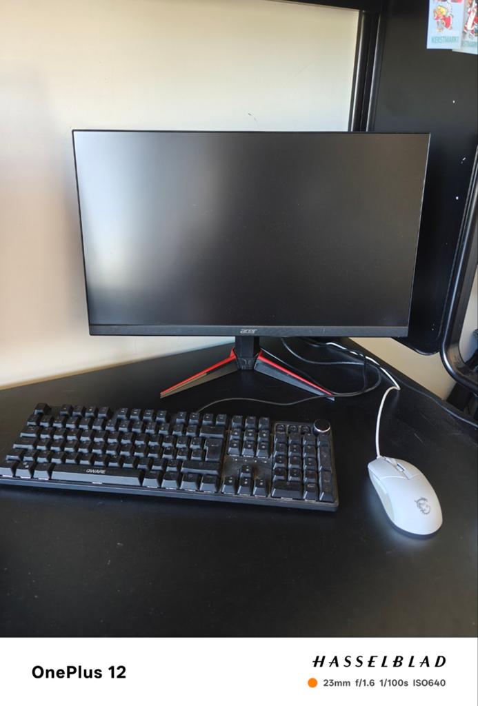 Pc msi + qware toetsenbord + msi muis + acer scherm te koop, Computers en Software, Desktop Pc's, Ophalen