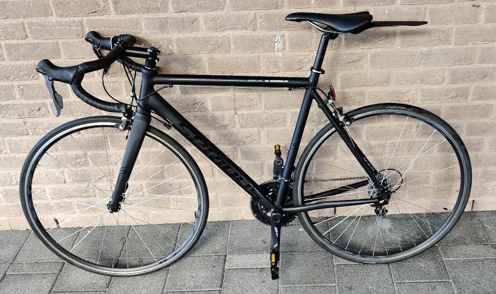 Serious Zwarte Koersfiets, 28 inch, Velgrem, Zo goed als nieuw, 15 tot 20 versnellingen