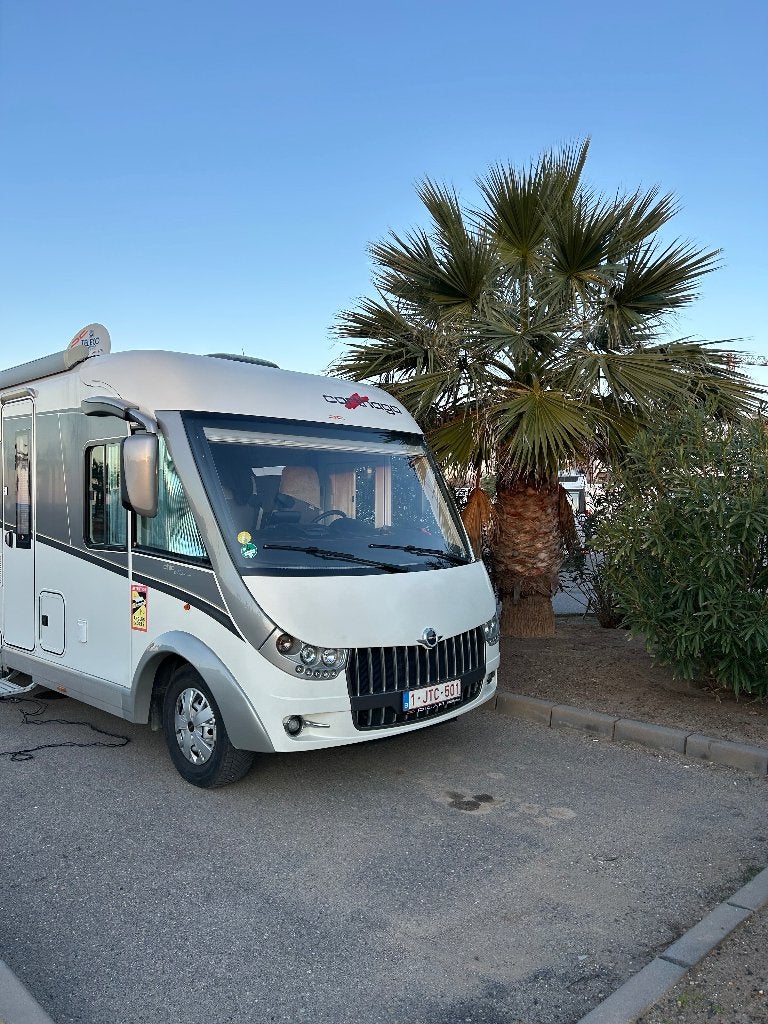 Mooie Carthago zoekt nieuwe eigenaar  !, Caravans en Kamperen, Ringverwarming, Fiat, 7 tot 8 meter, Diesel
