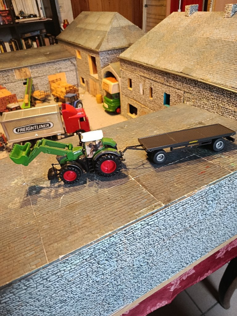 Fendt 1050 Burago avec chargeur + Plateau Oehler Siku 1:50, Hobby & Loisirs créatifs, Voitures miniatures | 1:32, Enlèvement ou Envoi