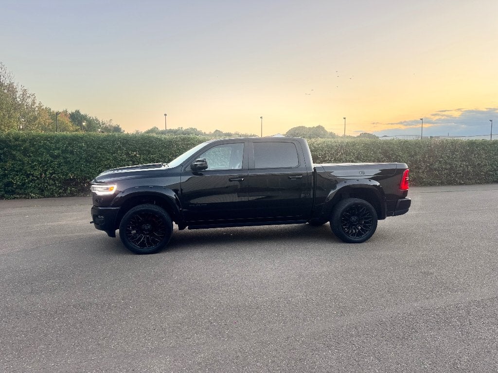 RAM 1500 Limited H.O. 540PK MY2025, Autos, Achat, Euro 6, Noir, 5 portes