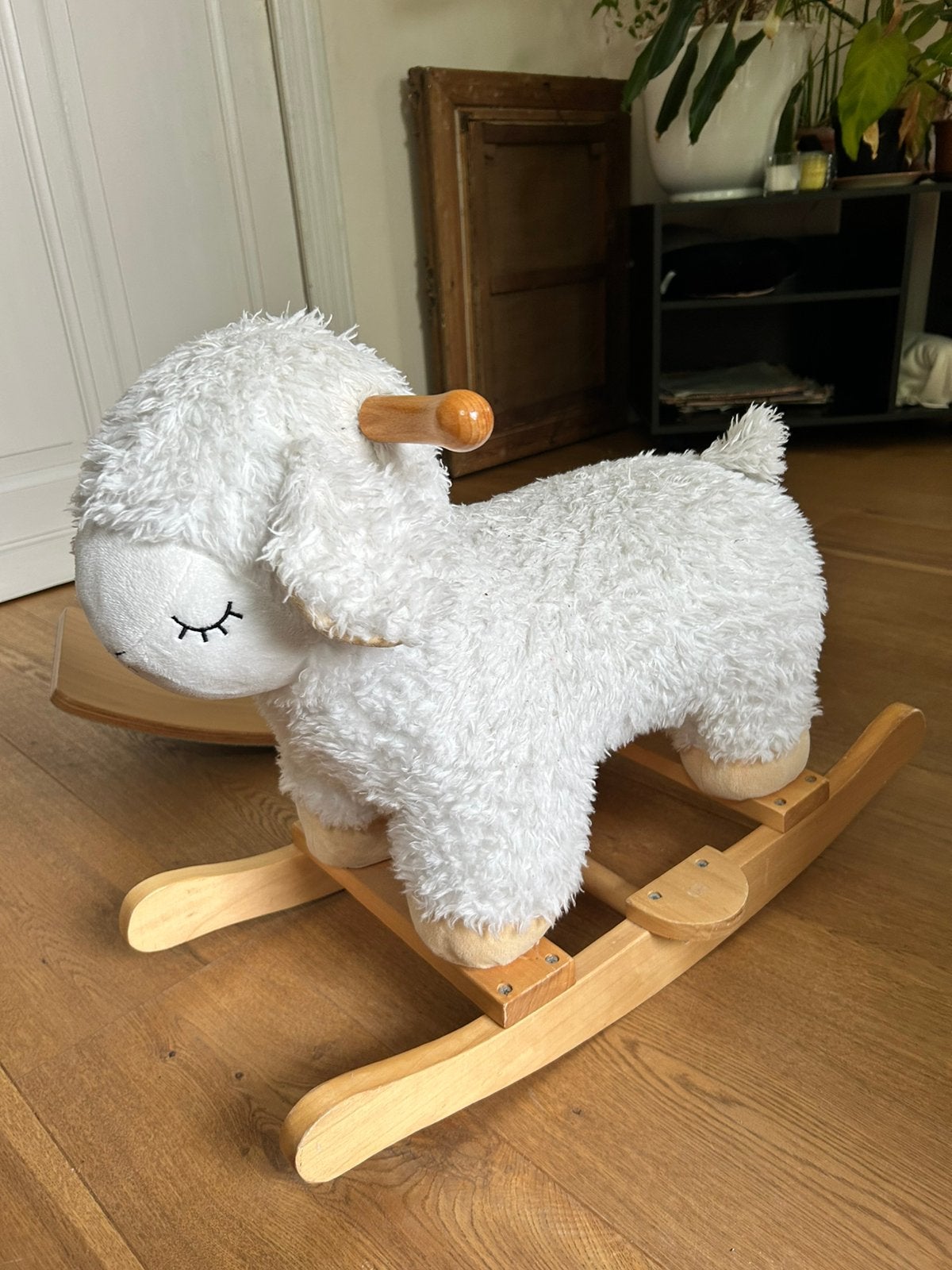 Wit schommelschaapje Bloomingville Mini, Kinderen en Baby's, Speelgoed | Hobbelfiguren, Ophalen, Zo goed als nieuw