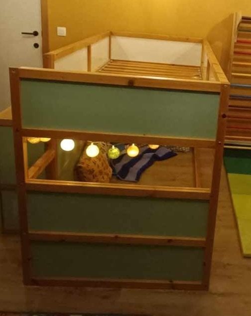 Ikea Kura bed in toverbosgroen, Kinderen en Baby's, Ophalen, Gebruikt, Hoogslaper