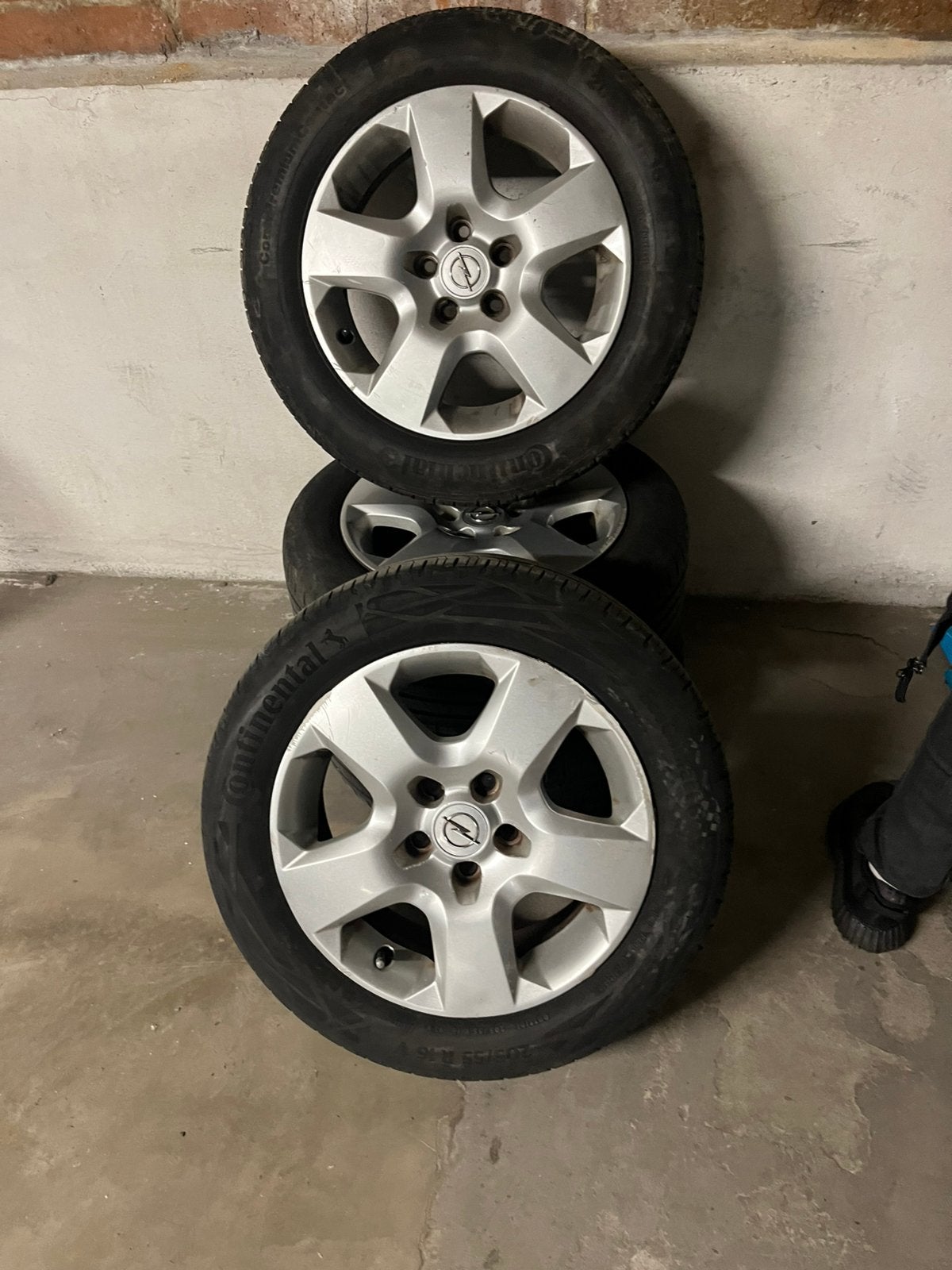 4 banden met velgen 205/55/16, Autos : Pièces & Accessoires, Pneus & Jantes, Enlèvement ou Envoi, Pneu(s)