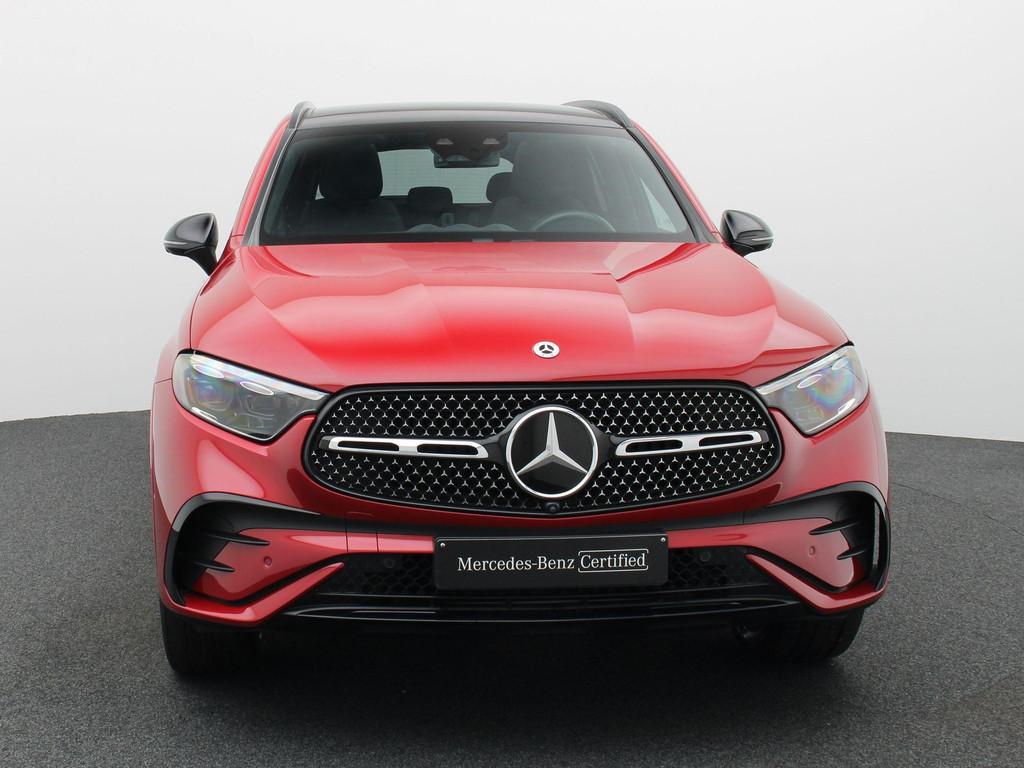 Mercedes-Benz GLC 400 e AMG Line SUV + DIGITAL LIGHT + LEDER, Rouge, https://public.car-pass.be/vhr/27e22d37-f869-4f0f-9891-7dfef70f17e6