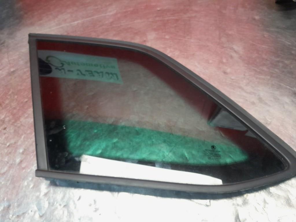 PORTE CUSTODE VITRE ARRIÈRE GAUCHE Fabia III Combi (NJ5), Utilisé, Skoda