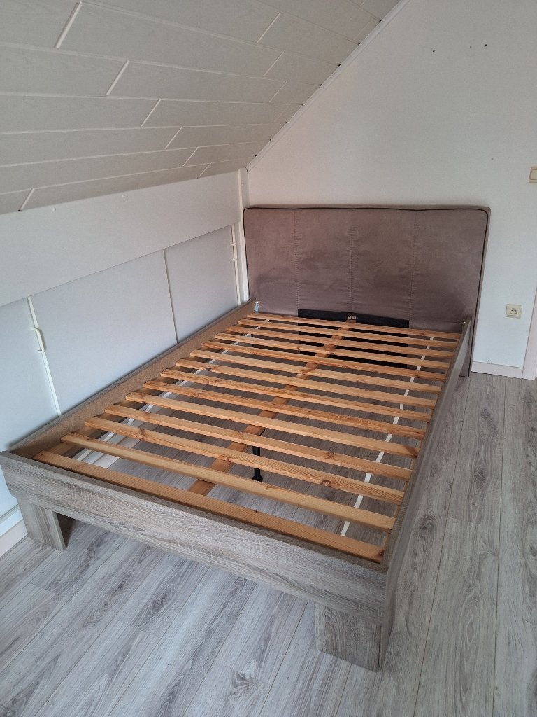 2 persoonsbed, Ophalen, Gebruikt, Bruin, Tweepersoons