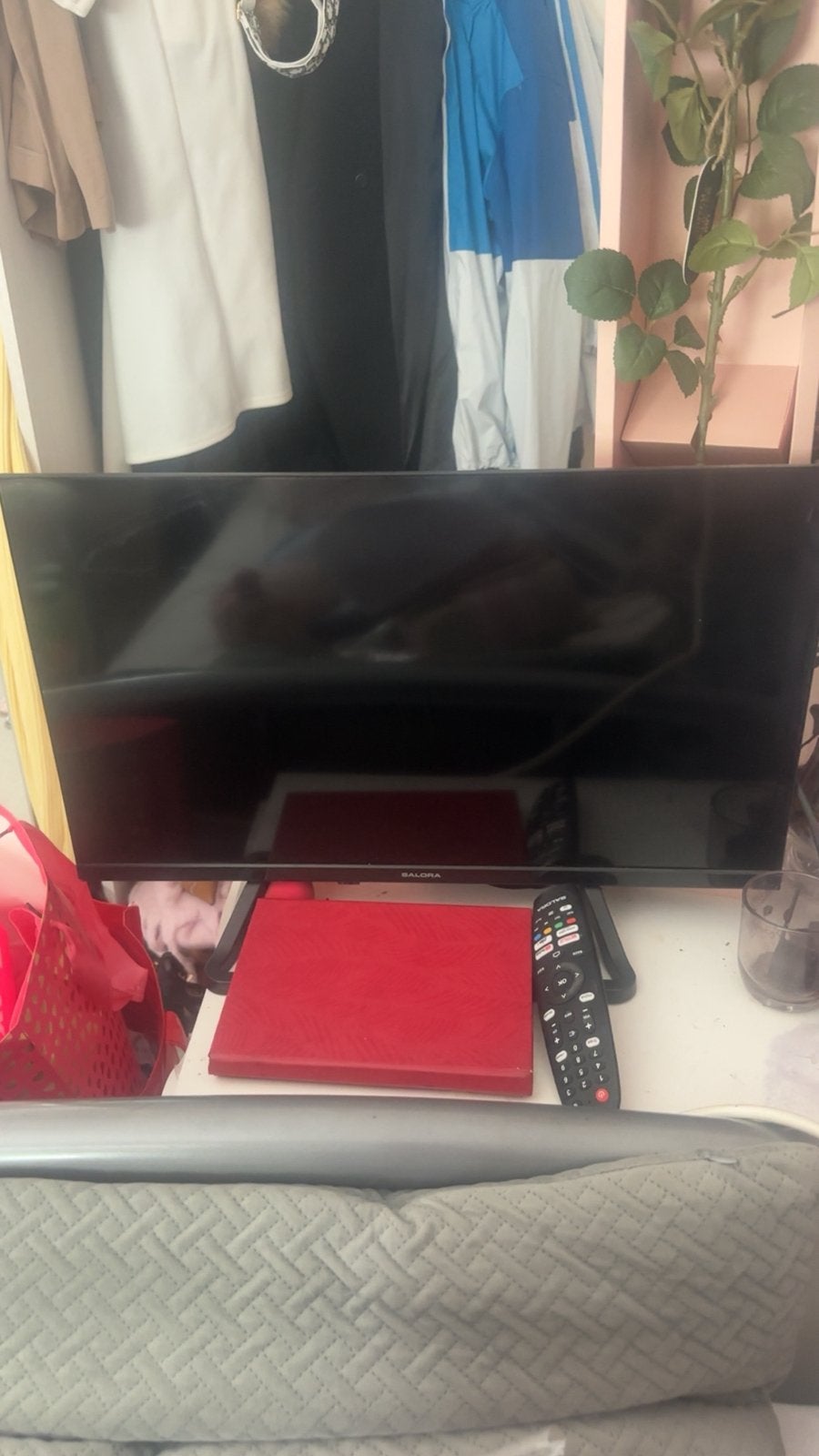 Salora tv 1x gebruikt, TV, Hi-fi & Vidéo, Enlèvement, Comme neuf
