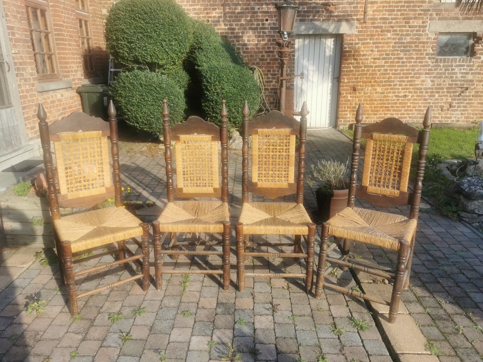 4 Spaanse stoelen (geweven rieten), Ophalen