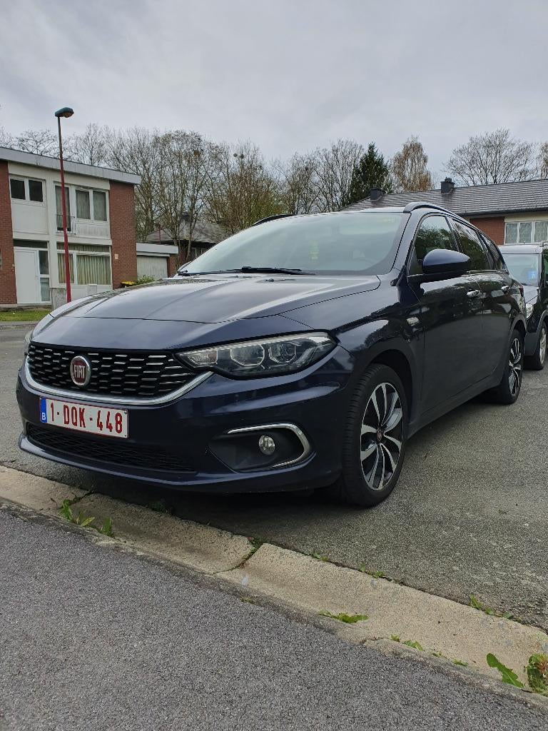 A saisir Fiat Break Automatique : 2018 Diesel Euro 6B, Achat, Euro 6, Feux de jour LED, Carnet d'entretien