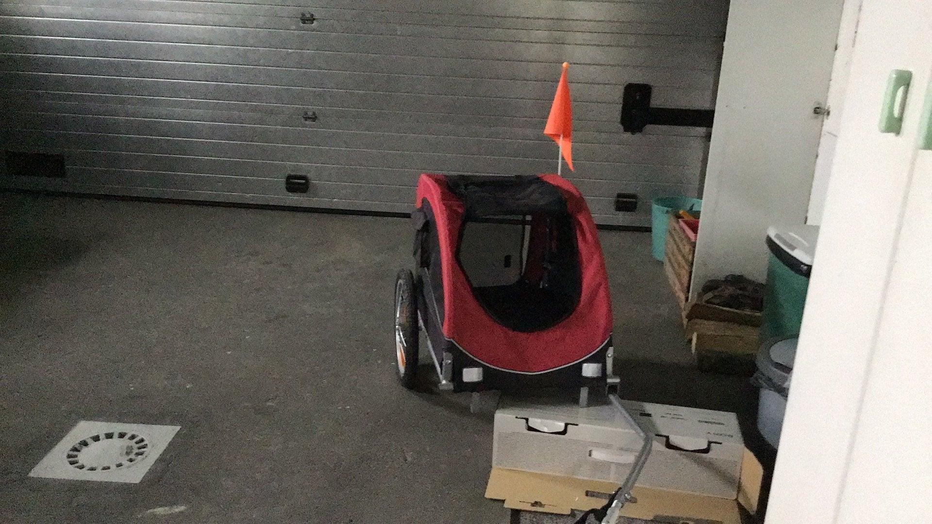 Hondenaanhangwagen te koop, Ophalen, Zo goed als nieuw