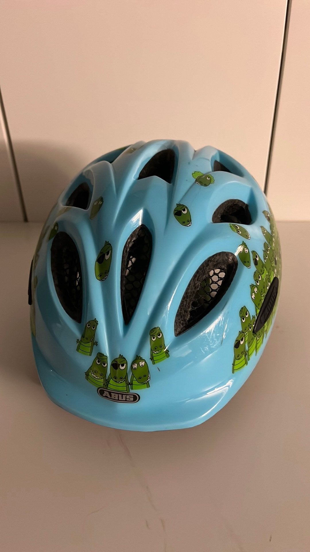 Abus Fietshelm kind size 45-50cm, Fietsen en Brommers, Ophalen, Zo goed als nieuw