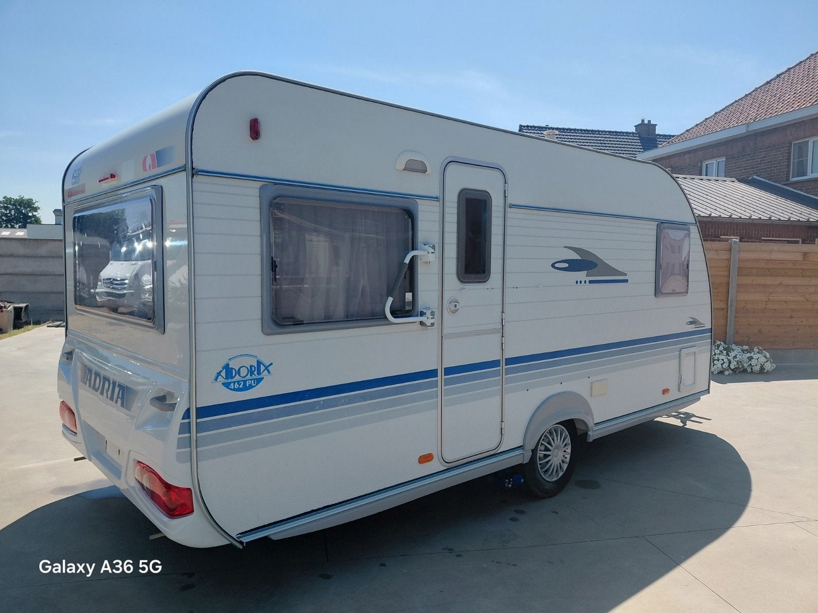 Caravan Adria 462 - bouwjaar 2006- moover -voortent, Grand lit, Entreprise, Adria, Porte-vélos