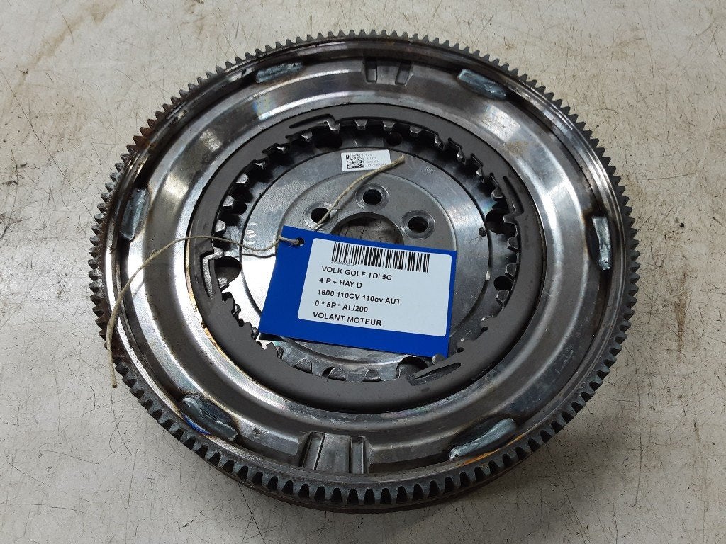 VOLANT MOTEUR Volkswagen Golf VII (AUA) (03L105266DP), Volkswagen, Mevr. I. Hauben, Utilisé, Rue de l'Espoir 34 34
4030  GRIVEGNÉE, BE