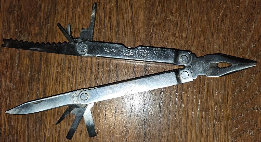 Mammut Fine Tool Corp multitool 8 delig, Bricolage & Construction, Outillage | Outillage à main, Enlèvement ou Envoi, Utilisé