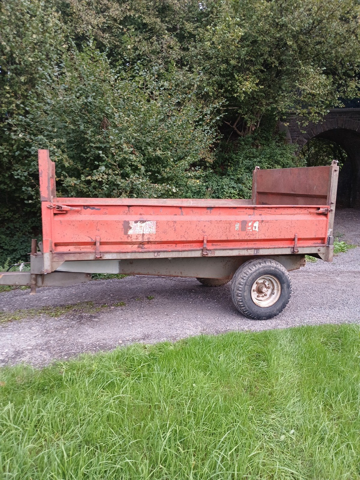 benne 5 tonnes, Enlèvement