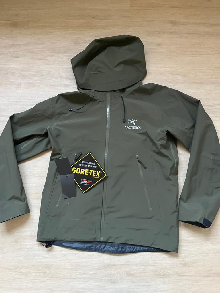 Arc’teryx Beta LT regenjas, Kleding | Heren, Jassen | Zomer, Verzenden, Zo goed als nieuw, Maat 48/50 (M), Groen