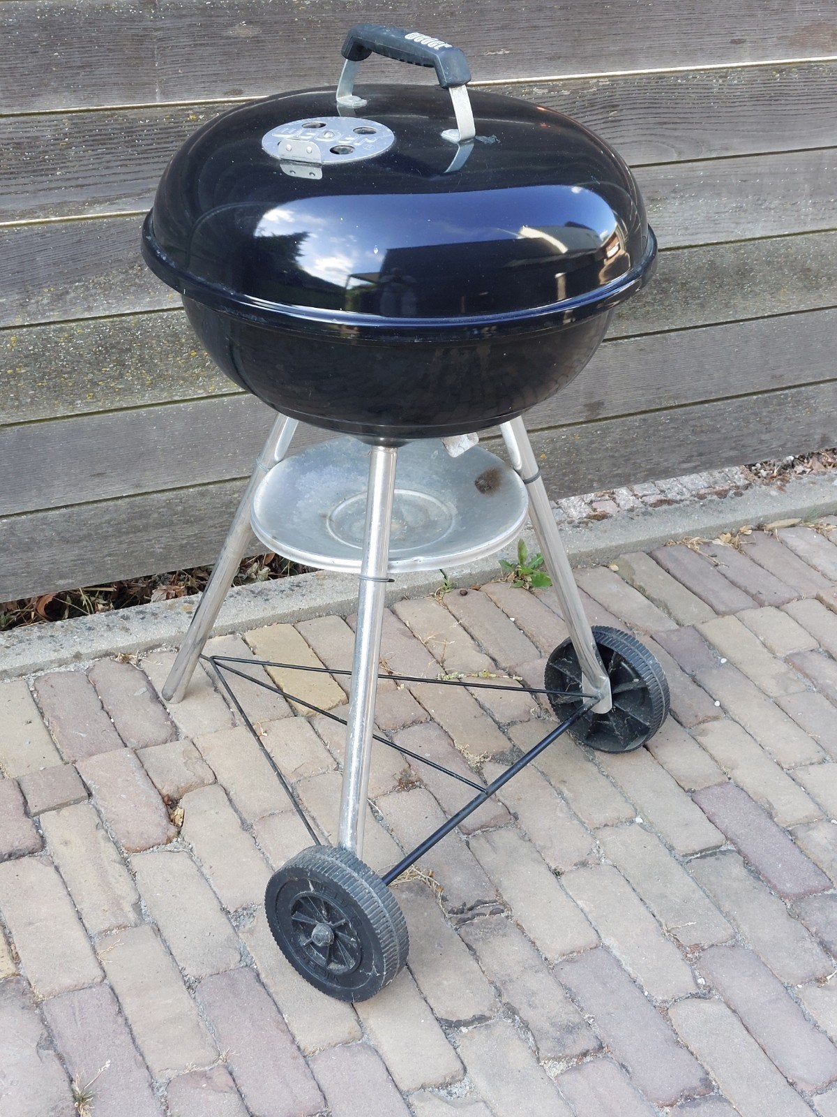 weber houtskoolbarbecue, Enlèvement