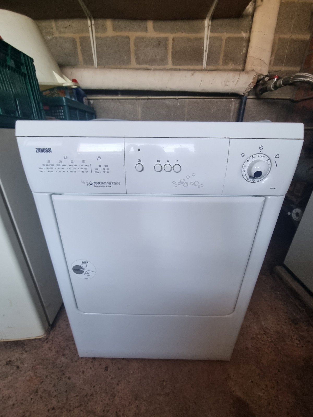 Droogkast Zanussi, Elektronische apparatuur, Ophalen, Gebruikt, Luchtafvoer, 4 tot 6 kg