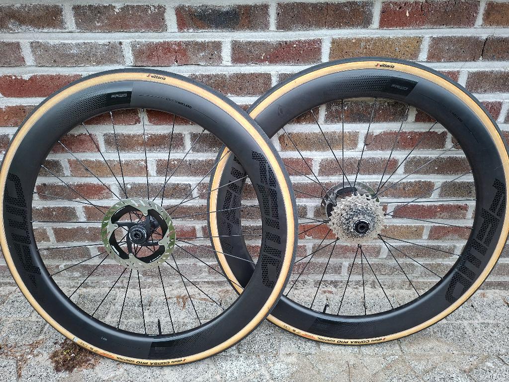 Ffwd ryot 55, Fietsen en Brommers, Fietsonderdelen, Zo goed als nieuw, Wiel, Carbon, Racefiets, Ophalen of Verzenden